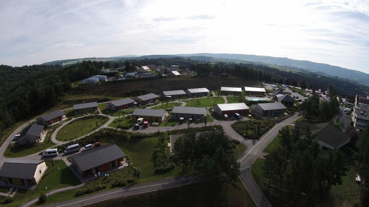 Les Hauts Du Gevaudan Hotell Montrodat Exteriör bild